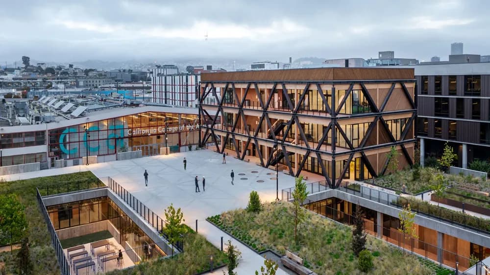 Commercial building envelope and occupied site conditions